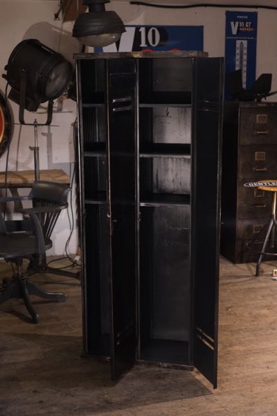 interieur strafor vestiaire